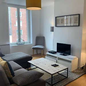 Centre - Beautiful Bright Apartment! Rijsel